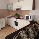Blanca 3* 德兹维济诺